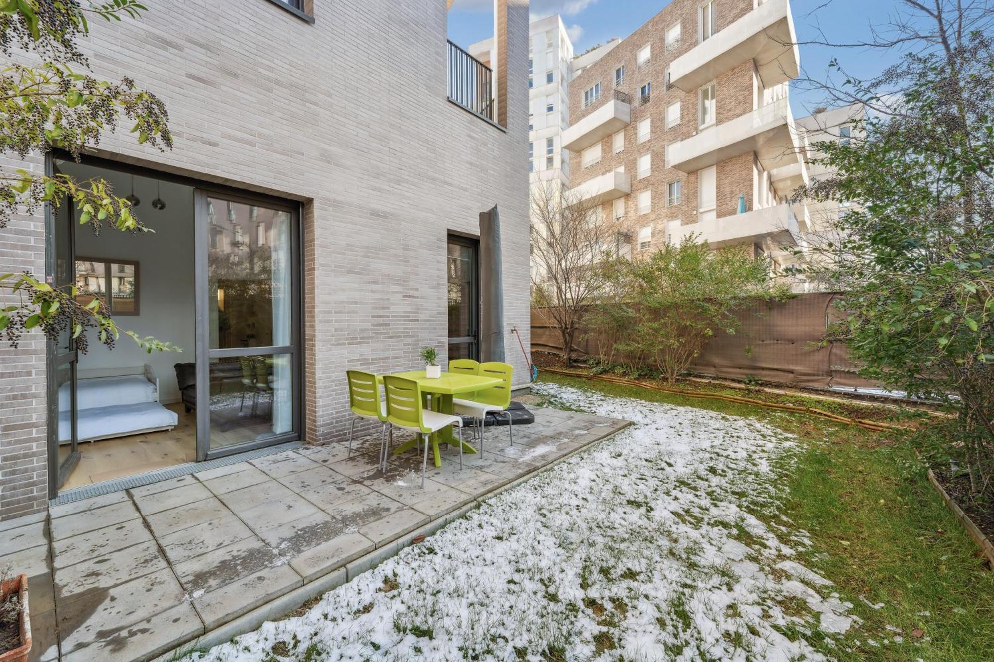 Apartment Chic Terrace Garden Parking